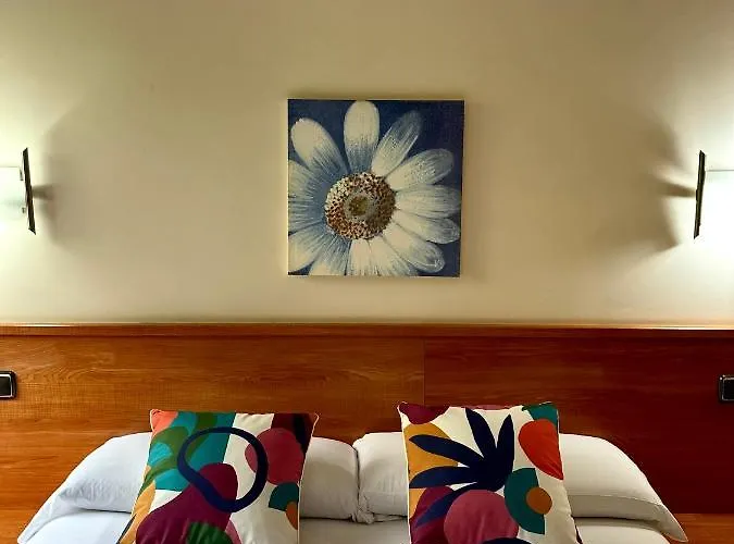 招待所 阿诺塔旅馆 3*